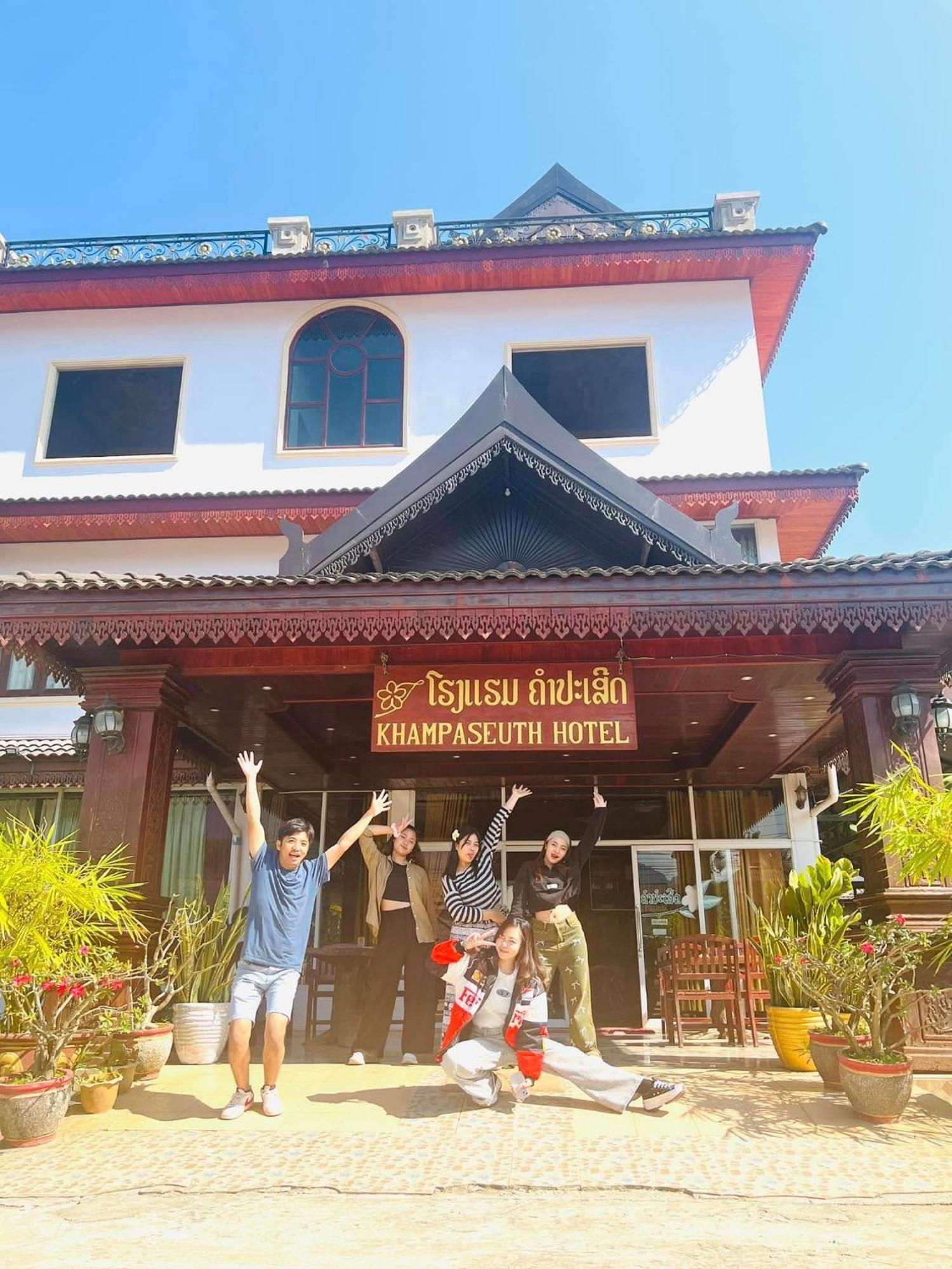 Khampaseuth Hotel Vang Vieng Luaran gambar
